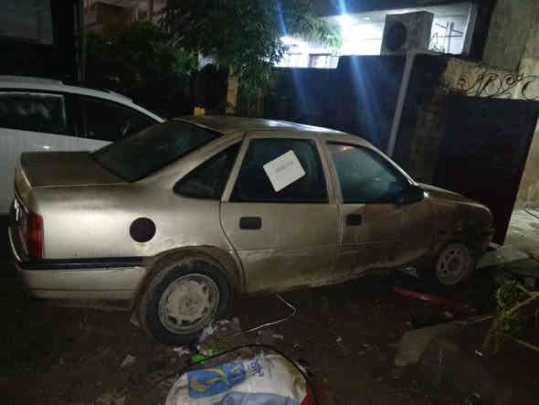 السياره البيع والشراء يتصل *********** مكان السياره سامراء السعر ٢١ وبيها مجال
