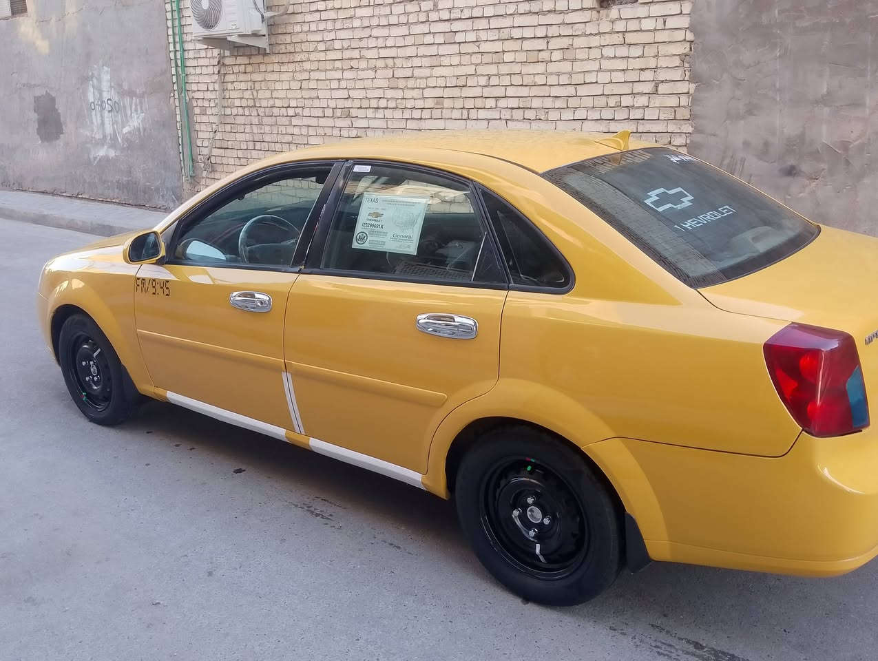 اوبترة موديل 2008 السعر 55 خليجي 
مكينة 1600 كير مكينة صدر تبريد كهربائيات شاشة كامرأة 
تحكم استيرن حدادية تخم تاير جديد جاهزة مابيها نقص 
رقم بغداد دولي سنوية لغاية. 30
مكاني بغداد
***********
