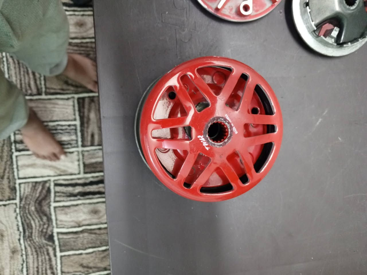 السلام عليكم غراض سكنس جبلي تصفية ***********
كلج خلفي 50 
كلج إمامي 45
قمجي سكليتر خطين 8
قمجي كيلو متر 15 
ستاند صفحة 5
قايش رمبه جلاتين 15
مروحة فلاوين 10
دشلي سلف +بيت الصجم 30
طابوكه جبلي 225 قفل
جويتر 100
تخم سوادات كلمن وسعره سعر التخم كامل 70
سبايدر 20
شاصي 140
كشن 30
ستيرن رياضي JS 60
عنبار بريك إمامي 20
بطل سوبر 10
لسان جنطه 10
نوزل هوه وصونداته 15
عقل 100
كتف شحن 35
دبلات 35
هاوزن 35
مكاني بغداد حي الحسين
