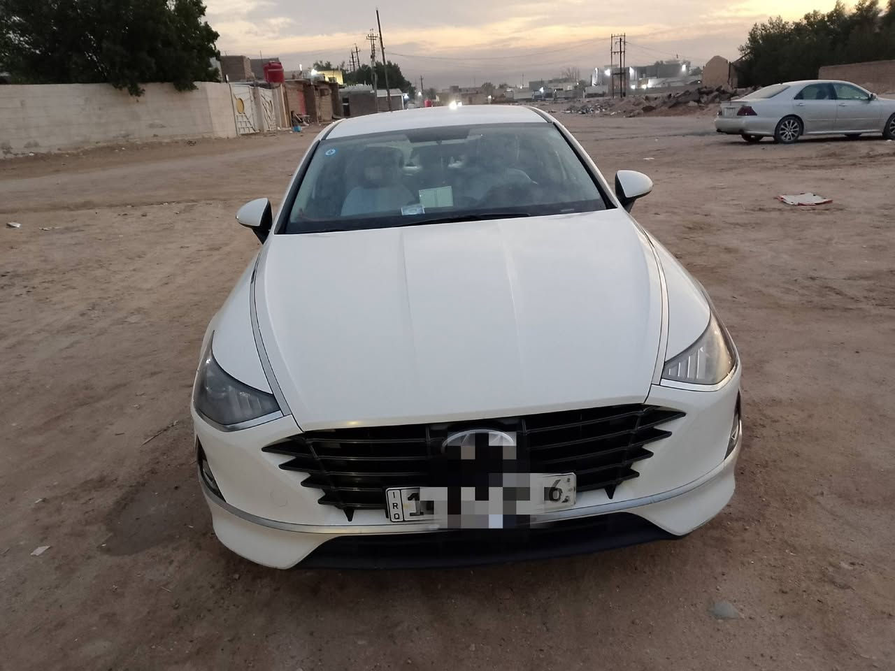 السلام عليكم سوناته خليجي موديل 21 محرك 2500 رقم دولي بصرة التفاصيل بيها جاملق الامامي بس صبغ وشخط بالتكمة موضح بالصورة والسعر الاتصال على هذا الرقم ***********
