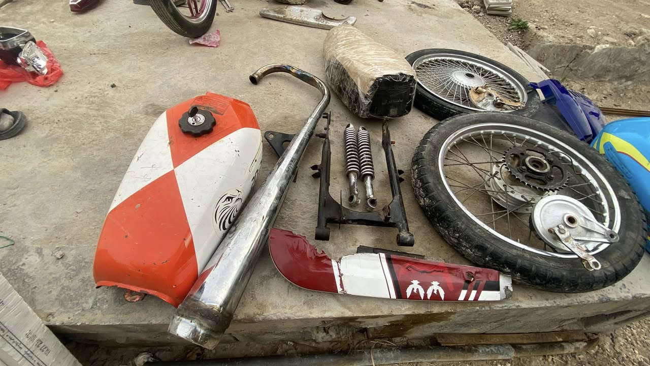 غراض دراجه ايراني كله شغال ونضيف كلمن وسعره اي شي يفيدك تعال خاص


**إذا كنت صاحب هذا الإعلان وتريد حذفه لأي سبب، رجاءا أرسل رسالة إلى الدعم الفني**