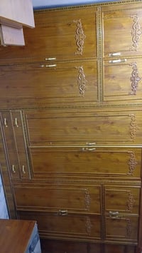 غرفه للبيع بس منصوبه الله شاهد مكاني بغداد ٠٧٧١٣٣٤٥٢١٧ سعرها ٩٥٠