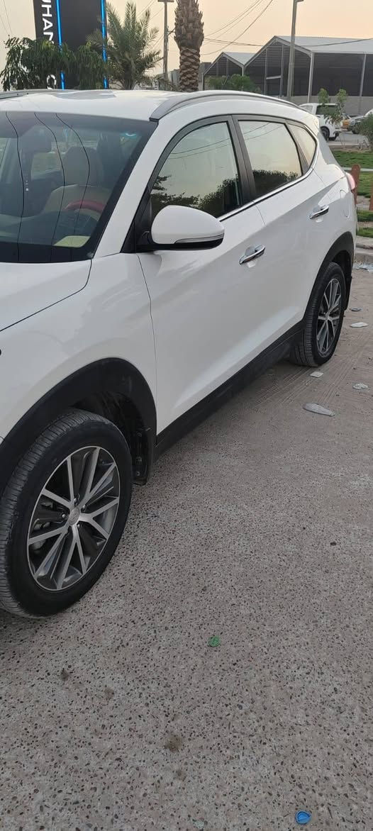 توكسان موديل 2018 ( خليجيه السيارة) 
مكفوله من الضربة والتبديل كفالة عامة 
السونار موجود اخر صوره 
مداور ثاني يوم مكاني نجف 

ال💎ــسعـر 🟥 :: رقم (1) تلـقـائـي 📮

رقم صاحب ســـيـارة :: ***********
