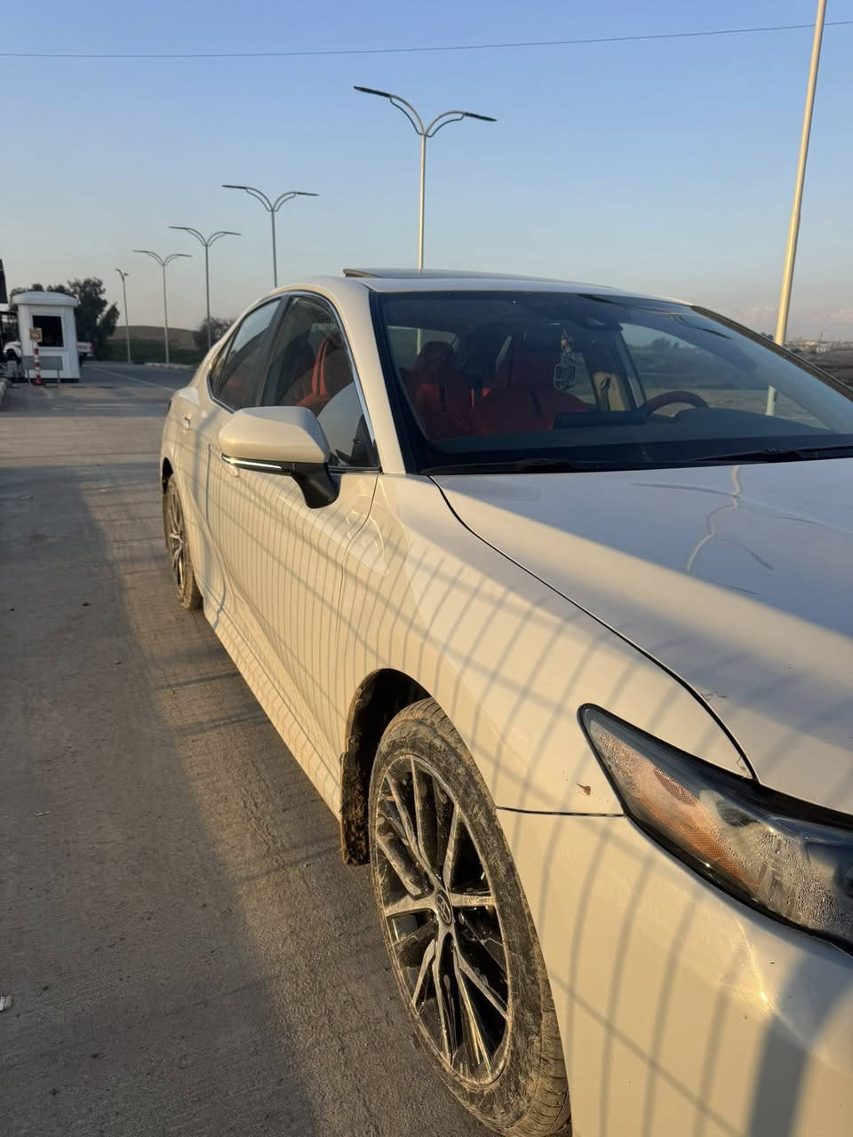 للبيع 2023 SE بلص صور الحادث مرفق بدون صبغ فقط بارد السعر 230$وبي مجال
***********
