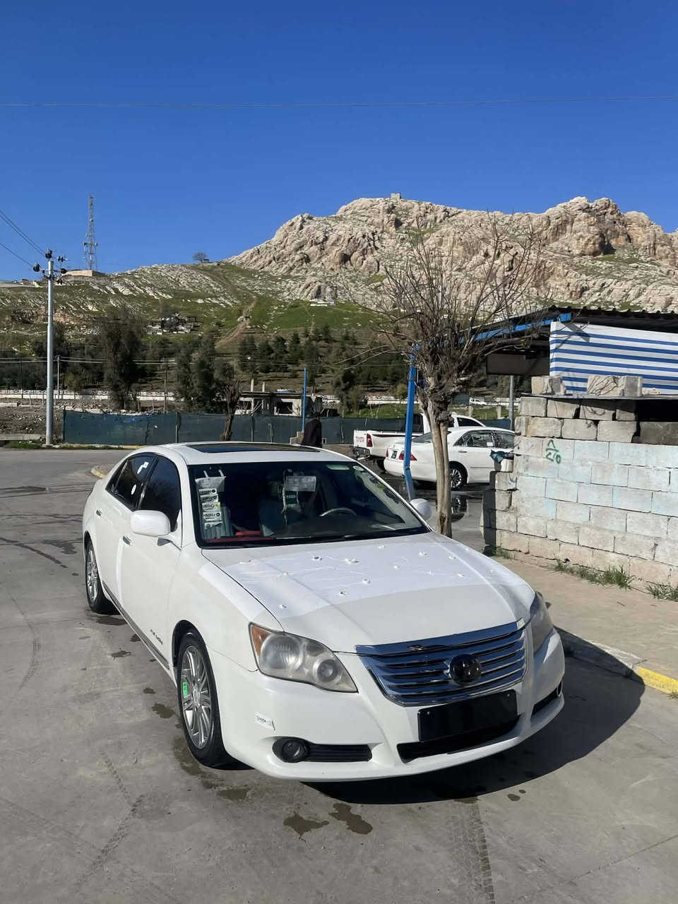 سەرەتا بەناوی خوا
ئەڤەلۆن لیمیتد خلیجی فول فول مواسەفات بڕاوەی لیزەر 
سپی سەدەف کامل مەسرەف کراو 
سەقفی بەشەرت ناوزەرد لۆک 
چوار تایەو ویلی لۆکی بۆ دەستراوە 
بێدەقعمو لێدراو بێچاڵو شخوت 
پێشو پشتی کەپسە 
سیعری ٥۹ گەڵاو معامەلەیە کەم 
گۆڕینەوەش ئەکەم بە شاهینەی ۱٨٤ لەسەر دڵ گرتن 
*********** 
شوێن سەیدسادق 
جوانی کۆمێنتو مەسج نادەمەوە تەلەفون بکە
ئەدمین💚
