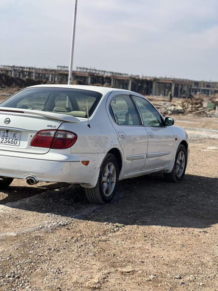 نيسان مكسيما v6 3000 
2003
صبغ قطعتين 

محرك حاوية جديد 
 سعر 60$ 
عنوان بغداد حي الجهاد 
***********
