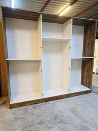 غرفة نوم • مستعملة • ٨ قطع