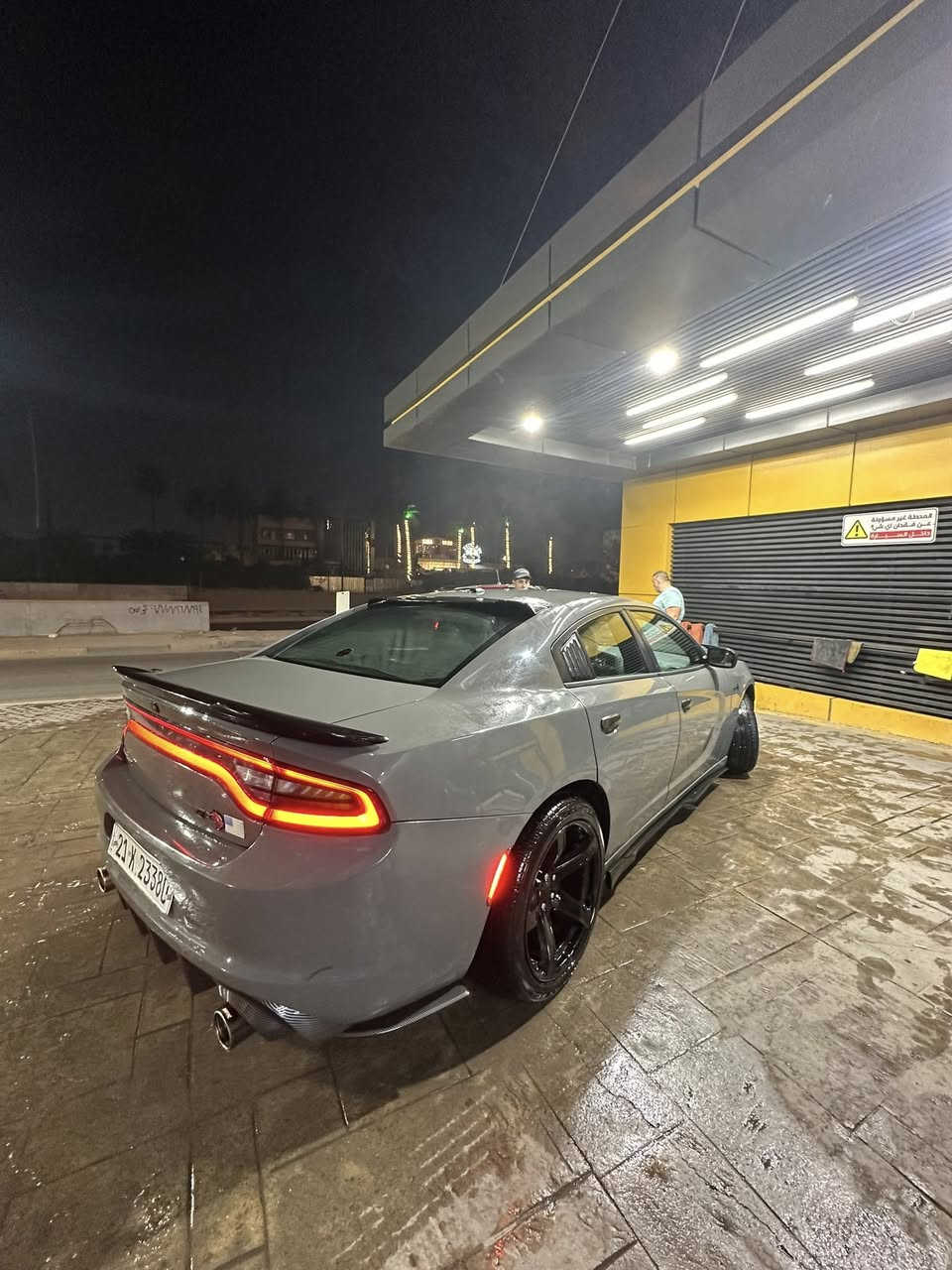 بسم الله الرحمن الرحيم
جارجر sxt اعلى مواصفات 🔥
6 سلندر / 3600CC
موديل 2017 
رقم سليمانية الجديد بأسمي تحويل ثاني يوم
ماشية 100 ميل
السيارة كلش نظيفة 
داخلة كلين تايتل وارد كندي
صار بيهة بارد بسيط كلش بالجاملغ الايمن الامامي 
و صبغ قطعة وحدة الباب الخلف السكن 
بالقمارة تكحيلة صغيره مال تحميل و واكع كلير بسيط بس اني عايفة
السيارة الله شاهد كلش نضيفة وصارف عليها هواي 
منظمومة زينون و كت srt كامل 
السعر 205 وبيهة مجال كلش بسيط للشراي
مكاني بغداد حي تونس 
و الي ما تعجبة بدون كسر بحلال غيرك الله يعمرك حلالك انشالله،
***********
