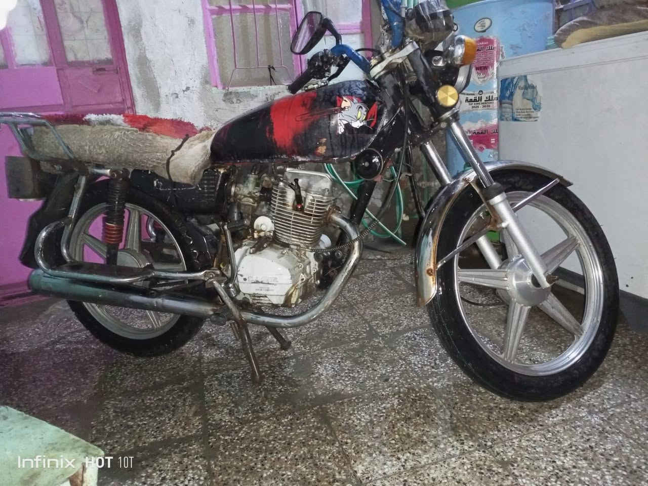 السلام عليكم دراجه للبيع 5كير موديل 2009 كلشي ماعايزه نكره سلف رقم اسود منفيس وكاله/السعر450/وبيهه مجال حك الجيه  دخل خاص وبيك خير ودلل  هاذا رقمي بيه واتساب /***********  العنوان النجف الاشرف حي الرضويه
