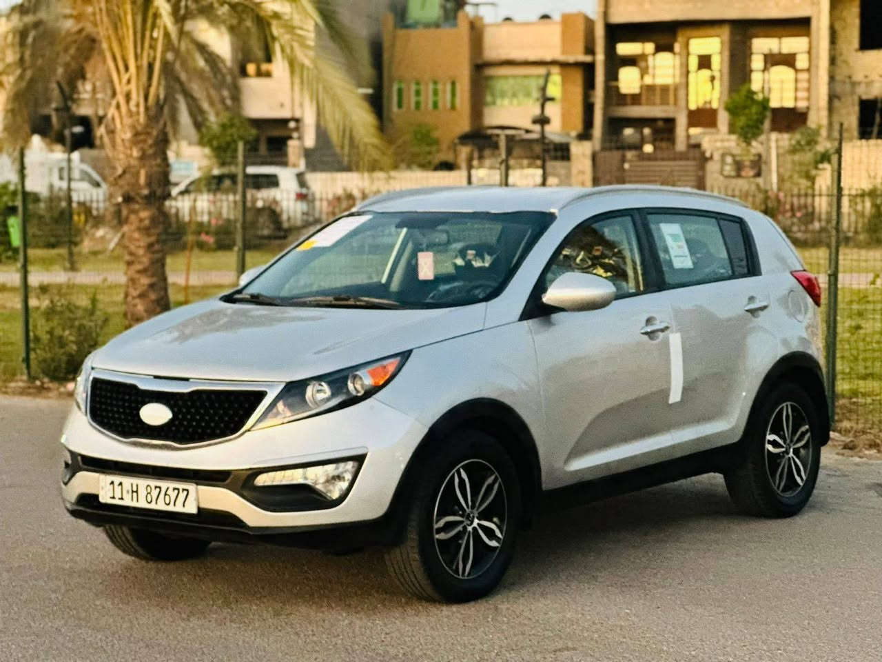 كيا سبورتج 2016 وارد أمريكي نص فول سعر 124 وبيه مجال جاهزة من كل النواحي 
 حادثهة بنيد وباب بدون دواخل 
 رقم بغداد انكليزي  سنوية وهزة جديدة 
 نضام الايكو اقتصادي - مثبت سرعة - مانع انزلاق 
 تحكم ستيرن جهتين + شاشة اندرويد 
 كير فول + أوتوماتيك و عادي 
 بغداد الامين ***********
