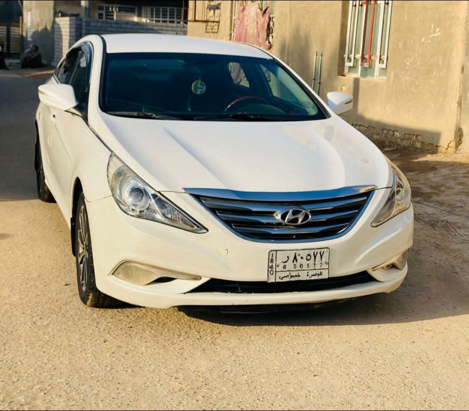 سلام عليكم للبيع سوناته 2014وارد كوري سياره كفاله ضربه وتبديل وسونار موجود بل منشور السياره جديده بمعنه الكلمه السعر 117مكاني البصره القرنه بني منصور ***********
