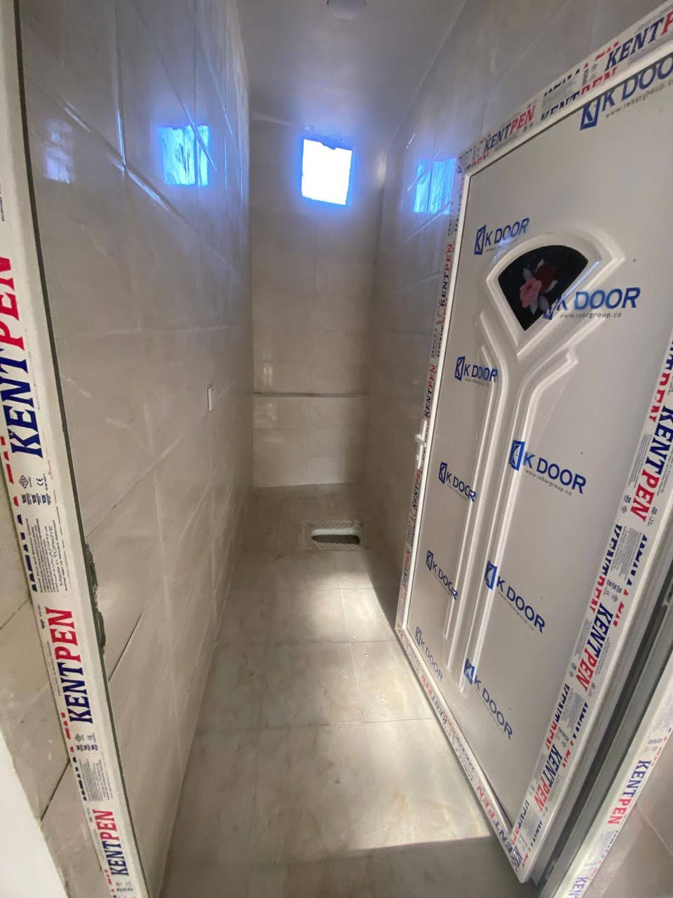 يا الله 
 للبيع 
مشتمل طابو زراعي سند 25 مساحه 120 م طابق واحد
بناء 2026 ما مسكون تسليم مفتاح 
يحتوي على 
 غرفة نوم صاله هول مطبخ مجمع صحيات

الموقع 
بابل 

مفرك عنانه قرب معمل التانكيات يبعد عن التلبيط 150 متر 

السعر 55 وبيه مجال للاستفسار الاتصال على الرقم ***********
