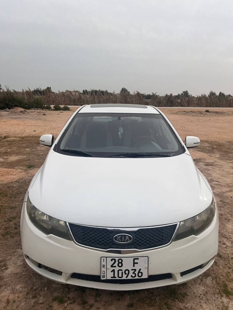 سيراتو موديل 12 خليجي رقم نجف مكفوله من الضربه بيه قطعتين رش بدون داخل جاهزه مكينه كير حداديه تبريد   السعر 95 مكان السياره بابل كفل ***********
