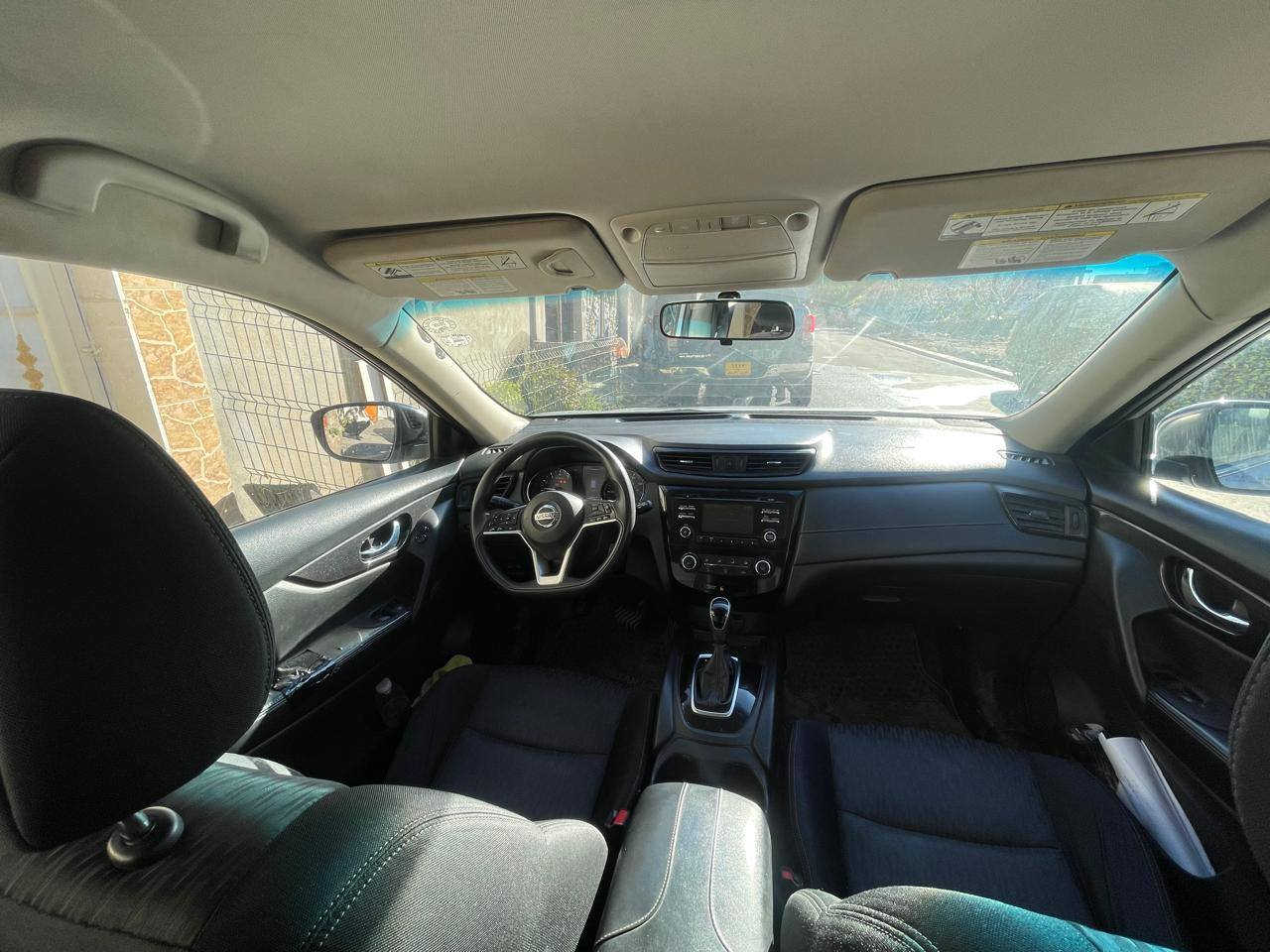 نیسان روج 
مودێل ٢٠١٧
گێرو مەکینە ب شەرت 
دەبل ئەکسن  
رەقەمو سەنەوی جدید  ، تحویل بشەرت 
٢ پارچە و نیڤ بویاغ تێدایە 
٤ تایرە جدید لبنن 
سعر  155$ و مجال
***********
*********** دهوك, العراق
