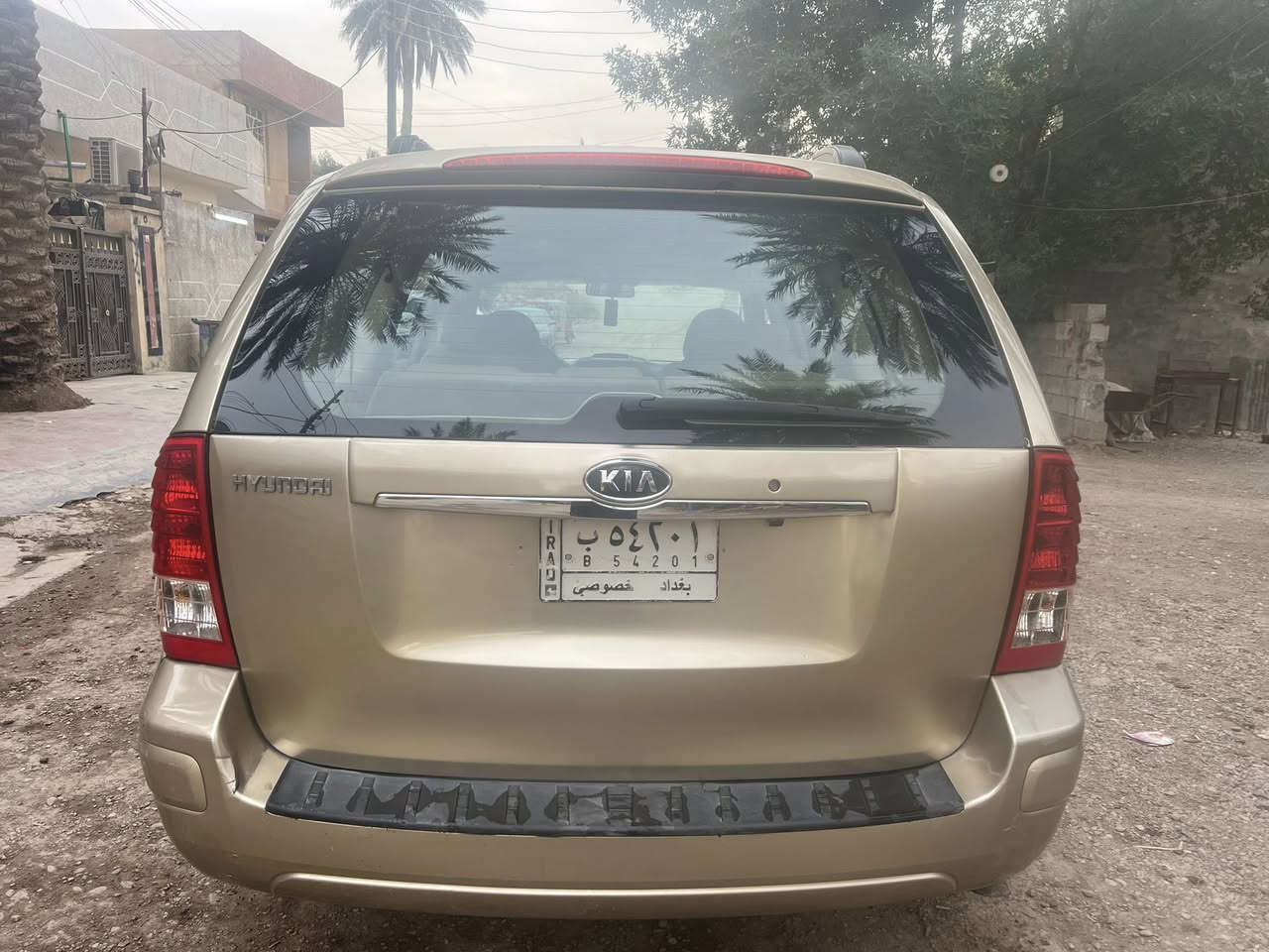 سلام عليكم هونداي انتروج سيدونا موديل ٢٠٠٧ سياره كير محرك جديد قبل سبوع شاده حاويه تخم تاير خير من الله بيهه صبغ صفحه ليمنه اثر شخوط وطخطخات بصيطه مكفوله تكم لغود شواصي السعر 127 للاستفسار ***********
