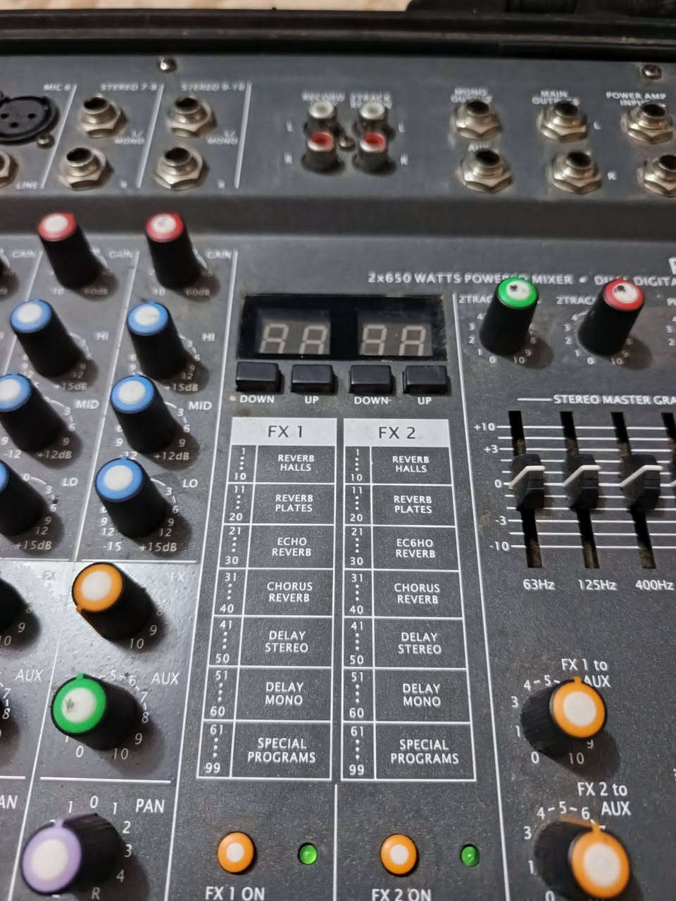 السلام عليكم جهاز داينكور الاصلي  جنطه  يشغل ست سمعات ما مفتوح شرط تفحص وتاخذه  اريد اشتري تندر واريد ابيعه 
 سعره 800 وبي مجال 
 مكان ناصريه تضحيه 
مسيرات خدمه شغل شرط 
***********
