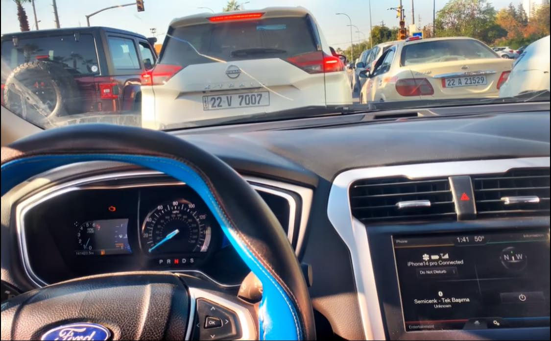 فورد فيجن موديل ٢٠١٦ محرك ٢٥ مرغوب
گير محرك شرت ما مفتوح 
٢ قطع جاملغ بونيت 

مواصفات 
تبريد حار بارد شرت@
شاشه كبيره گيج إلكتروني 
كشن كهرباء
مرايا هيتر 
ويل تيتانيوم 
ستيرن تحكوم 
لايتات ليد

سياره ب اربيل  
٥ وره قه غرامه 
***********
فايبه ر وتساب
