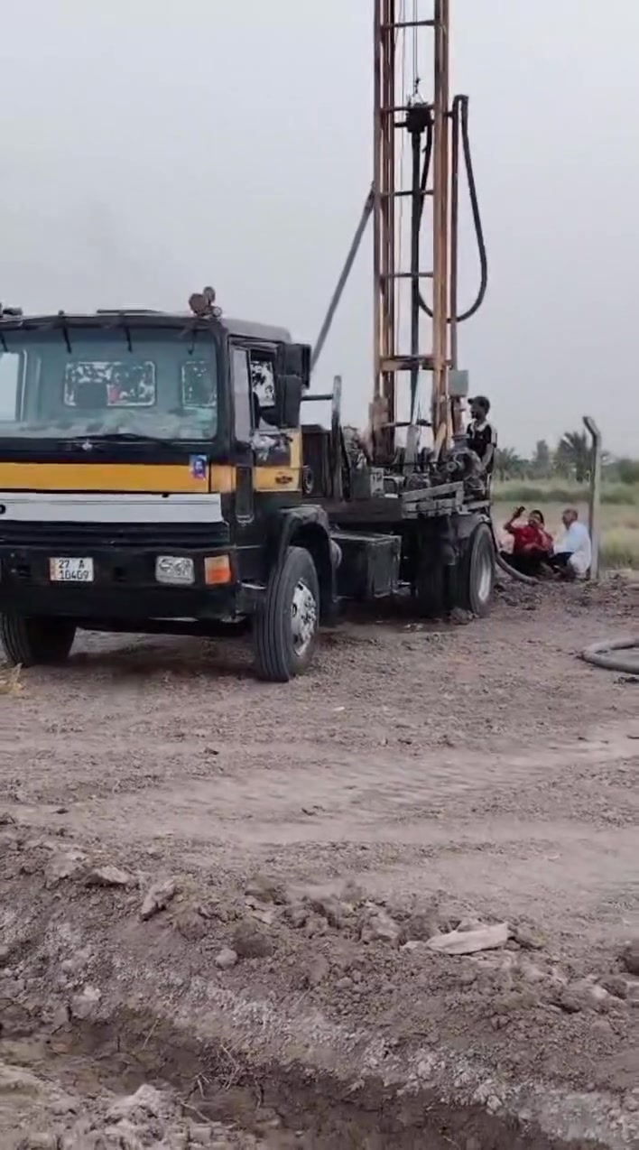 حفر الابار الارتوازيه. ***********//***********
يعلن عن حفر الابار بكافة الاحجام
غسل وتنشيف الابار 
حفر الركائز
حفر النقاط 
حفر وفحص التربه
وعمل كافه المقاولات العامه
نعمل في كافه محافضات العراق
دقه في العمل وسرعه في الانجاز
