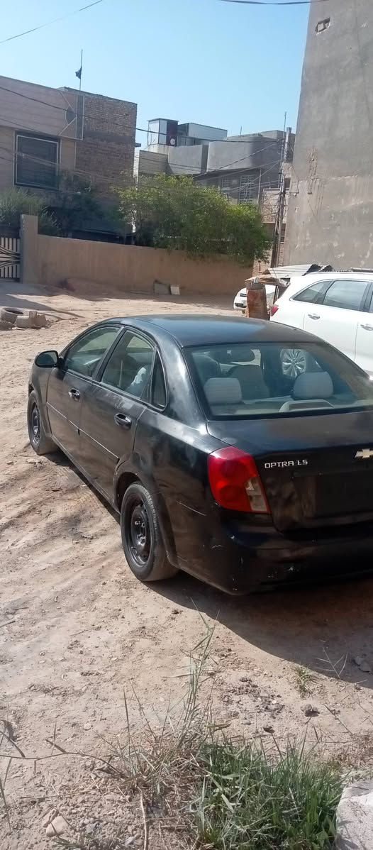 اوبترا 2014
مزاد وزاره الداخليه
السياره جاهزه للخير نقص بس لصبغ 
كير مكينه حداديه كله شرط 
دوشمه جديده سنتر لوك جام كله شغال 
المكان حله شارع 60 السعر 48 وبي مجال
الرقم ***********
