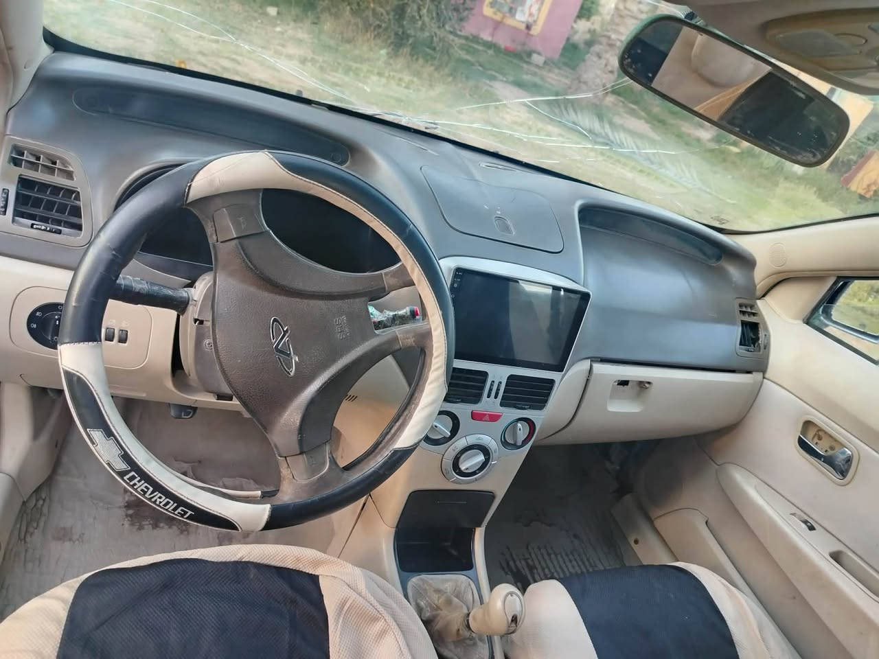 السلام عليكم ورحمة الله وبركاته شيري فلاوين رقم قادسيه مكينه وكير شرط لاتنقيص ولاتبخير سياره تخبل مرشوشه حزام بدون ضربه سنويه صاقطه صار سنتين شرط لمداور تبريد ثلج 🥶ويه لسويج تخم تاير جديد حداديه ٧٠بل ميه كهربائيات كوله شغاله سنتر لوك شغال تخكمات رايده ب ٢٨ وبيه مجال بصيط مكاني حله قريب ع صدر لدغاره وهاذ رقمي ***********
