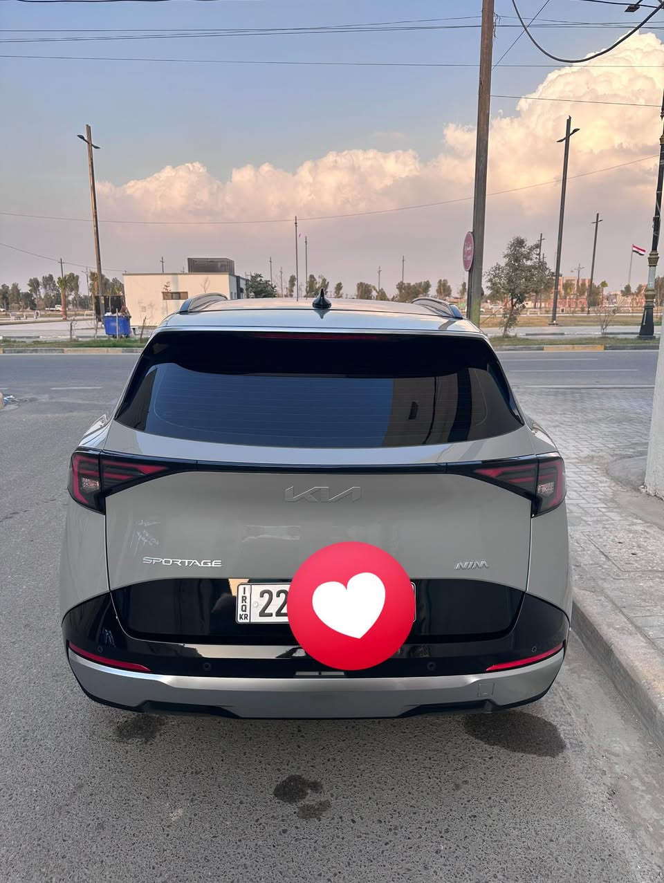 كيا سبورتج 2026 شكل لجديد داخل وخارج

السياره زيرو زيرو وكاله ماشيه شي قليل خليجية

الرقم شبه مميز

والسياره مواصفاتها مميزه طلب خاص تعتبر ماكو اختها

السياره جاهزة مابيها اي نقص

مغلفه نانو بل كامل

داخل مشمشي

خمس كامرات

فول السياره للاخير

بنوراما السياره

8 ايرباك

مكينه 2.0 دوش سمارت ستريم

كشنات تدفئة تبريد

تحكم كهرباء بل كشنات

تحكم بوضعيات القياده سبورت ونورمال وايكو وال سمارت

حساسات محيطيه

بيها بريك تلقائي من يصير يمك احد او من ترجع

والكامرات محيطية حتى في المري

شحن وايرلس

وشحن في المقاعد

وشحن تايب سي

صندوك كهرباء

وباقي المواصفات معروفه

سعرها 3 دفاتر وبيها مجال

مكان السيارة البصرة

***********
