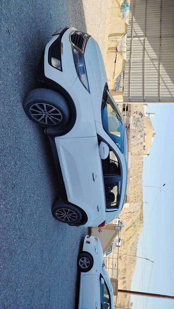 سبورتج 2012
محرك 2000 دوش 
بيها صبغ صفحه كامله 
رقم اربيل دولي 
سنويه ورقم وهزه وبراد كله جديد قبل ايام جددتها 
شرط وكاله وتحويل 
سياره جاهزه بدون نقص 
بانوراما 
تحكم ستيرن 
مكان السياره ناحيه الكوير 
السعر115بيه مجال $
للاستفسار 
***********
