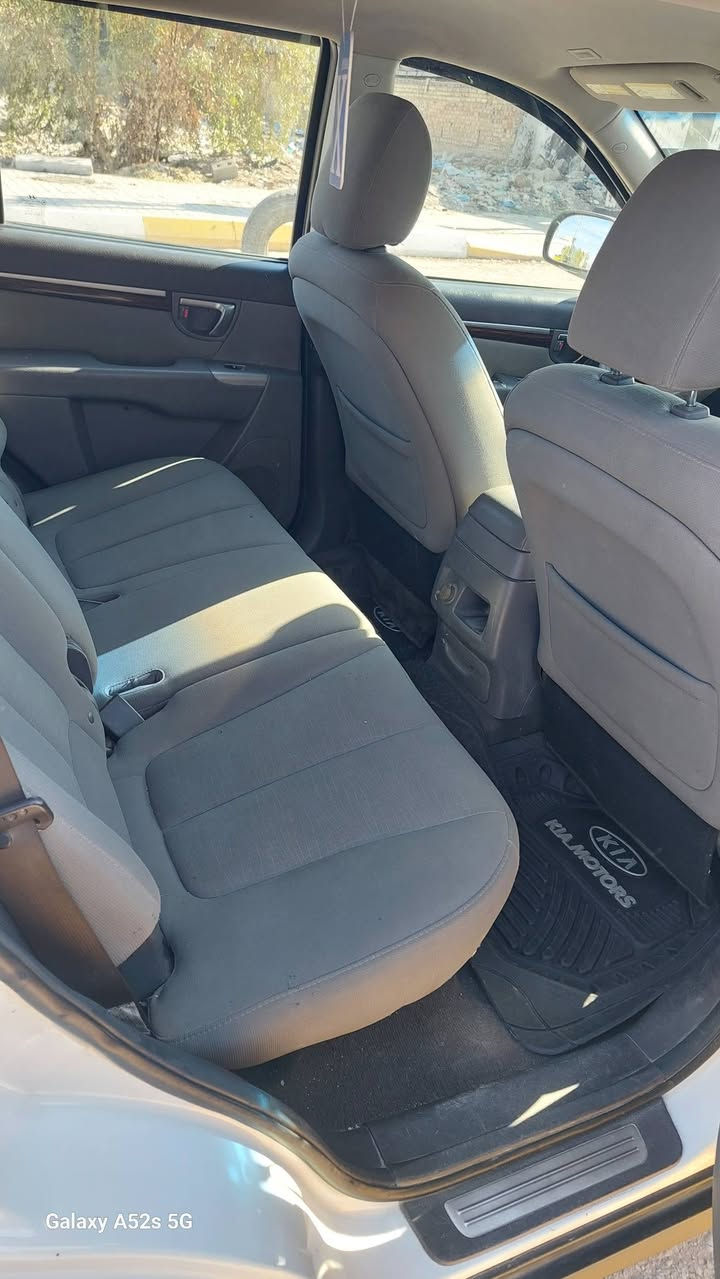 سنتافي موديل2012 وارد امريكي رقم ديالى انكليزي سنويه جديده مكينه 4 سلندر 5راكب كير محرك صدر مكفولات تخم تاير جديد سياره مال جناي بدون صبغ بدون ظرر مكفوله فقط براغي باب وجامرلغ تطلع مفتوحه بل سونارسعر 135 عنوان ديالى بعقوبه ت*********** حجي ياس الجحيشي
