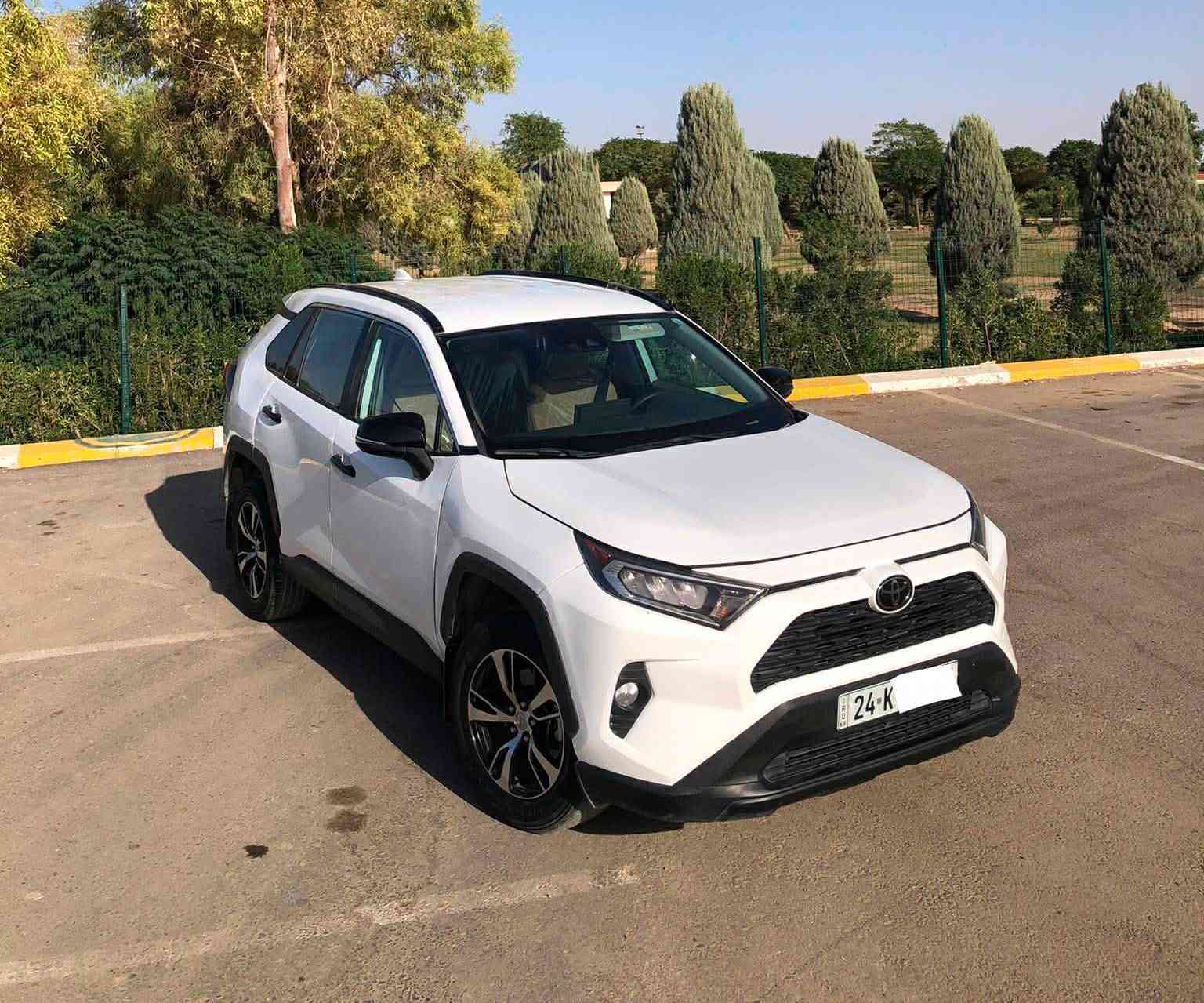 Toyoto rav4 2021 xle
 فول مواسه‌فاته‌ (ئۆتۆ هۆڵد , برێك به‌سمه‌ , به‌سمه‌ , رادار پشتو پێش , ته‌حه‌كوم ستێرن , خه‌تی جاده‌ , سێ مۆدی لێخورین , كوشن كاره‌بایی , )

گێر مه‌كینه‌ شاسی  براوه‌ به‌شه‌رت
65000 km رۆشتوو
به‌ناوی خۆمانه‌ ته‌حویل غه‌رامه‌ به‌ناوكردن به‌شه‌رته‌
پشت و پێش كه‌پسه‌ حیزام نییه‌ به‌ حیزام ده‌یفرۆشین
ژم:73 91 201 0772
ژم:13 86 475 0750 (edited)

ئـەگەر سەیارەکەت دەفرۆشیت نامە بنێرە با بلاوی کەینەوە لۆت
