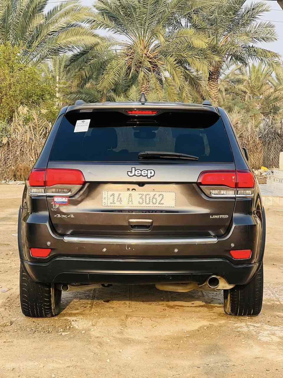 سلام عليكم جيب لاريد 2020اصل رقم بصره وارد أمريكي بيه جاملغ وبنيد مواصفات فول 1/1فتحه بصمه كشنات جلد جنطه كهربائية ويل كروم توقف ذاتي حساس امامي خلفي شاشه ايباد مشروع وطني سنويه 28سياره جاهزه مكينه وحداده وتبريد وتخم تاير كله ع وضع الشركه والاستفسار ع هذه الرقم ***********/***********مكاني ناصريه السعر 215
