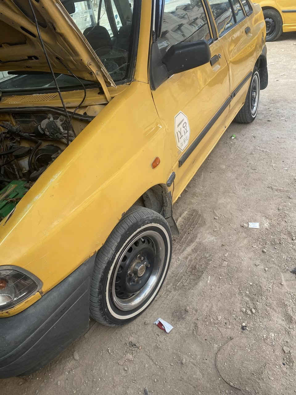 سيبا موديل ٢٠٠٩مكينه وكير وحددتيه وتخم تاير وبراكيت مابيه وي الخيسات ما بيه سنويته ٣٠مصفره هيه وغرامات سعره ١٦ ورقه ***********
