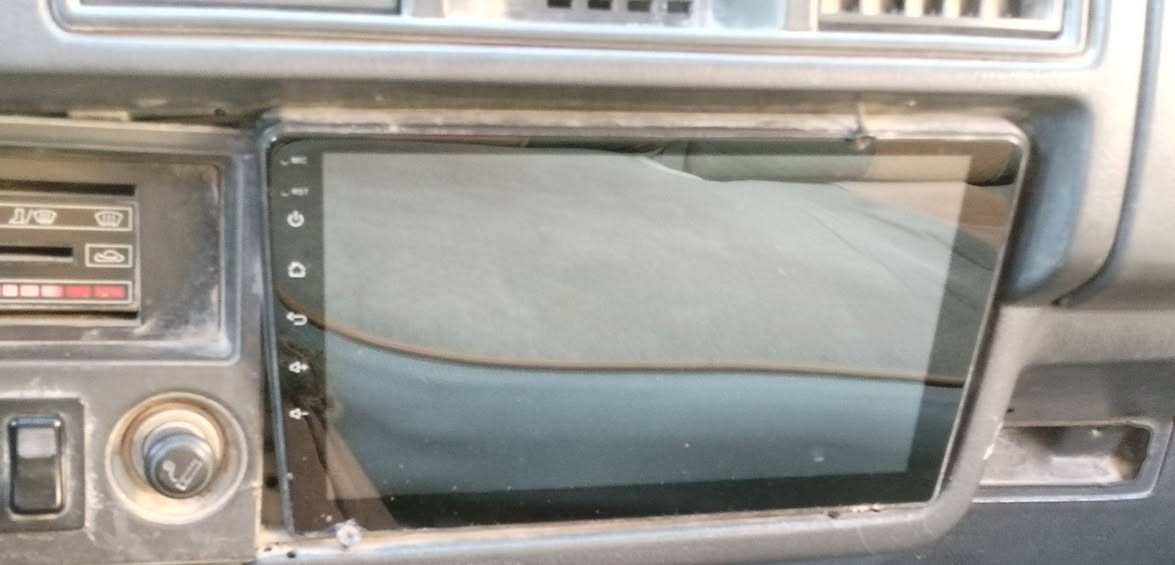 السلام عليكم ورحمة الله وبركاته،، 
للبيع سيبايه +شاشة كيا بستا. ب200" وبيهم مجال 
ديالــى، بعقوبة
