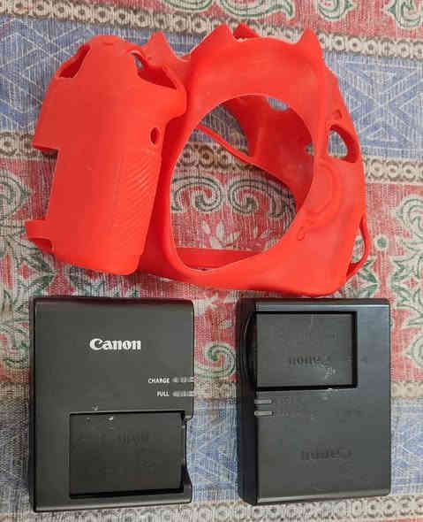 مكلفه بالنشر كانون D750 للبيع 
استخدام شخصي نظافة عالية ملحقاتها بطارية عدد 2 
وهود خارجي وكرب جلاتين وعدة تنظيف 
بغداد مكانها ***********
