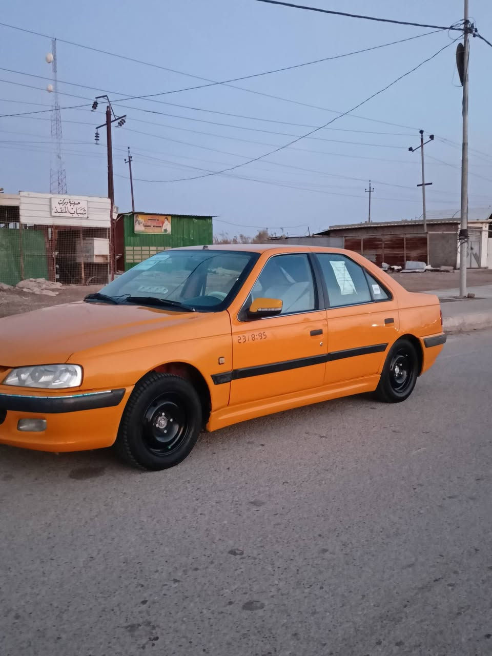 بيجو بارص 2018 بنيد طاير وبيه بارد بلجاملغ الخلفي عكس السايق  رقم مثنى نكليزي ***********
