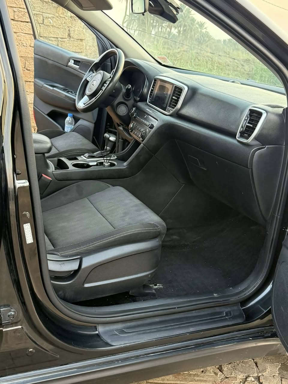 للبيع كيا اسبورتج 2020 فول للاخير حادث مرفق السونار بدون داخل جاهزه بسمي السعر 155 وبي مجال عنوان بابل ***********
