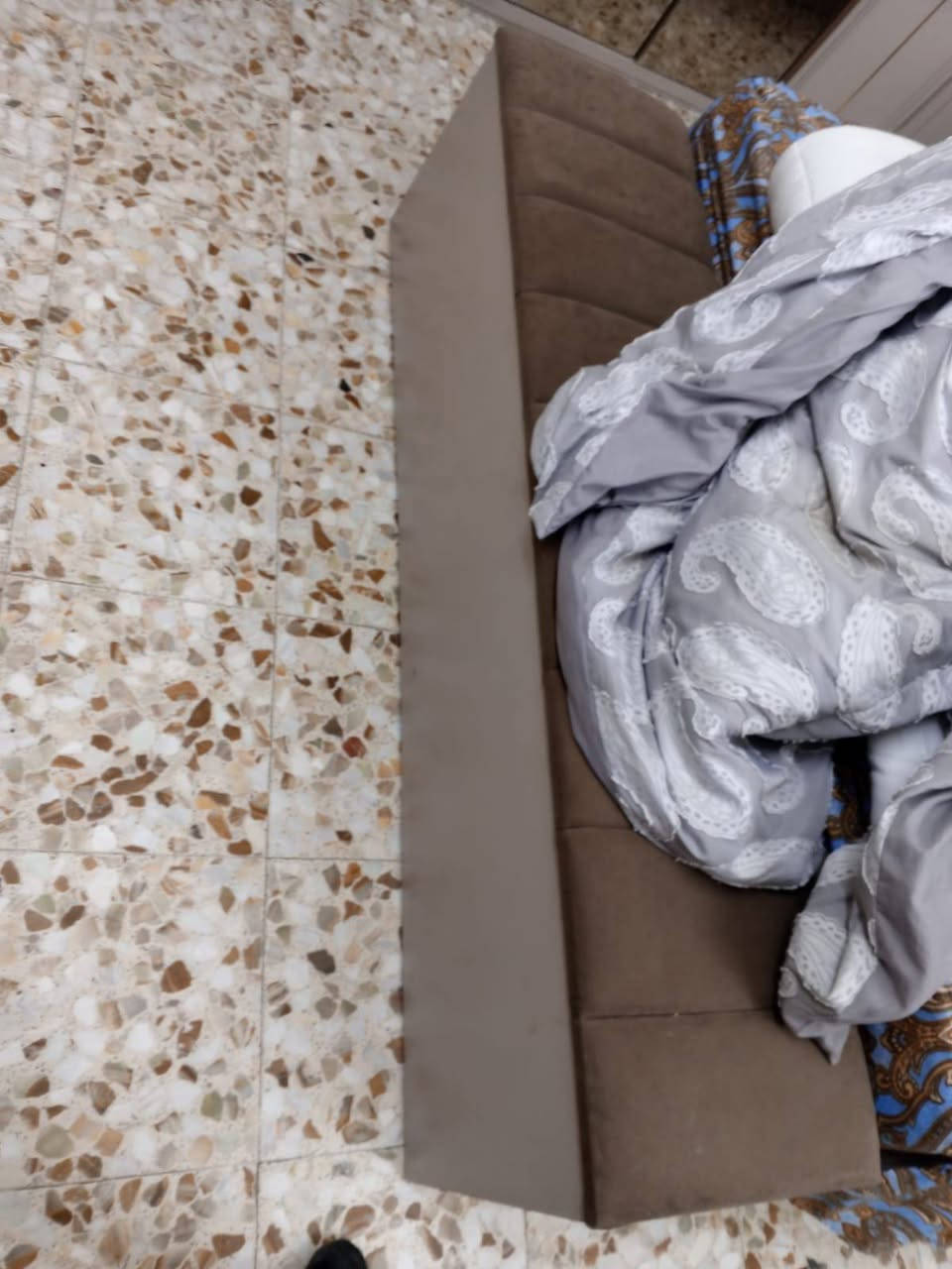 غرفه تركيه 8 قطع سعر 750
‏‪***********‬‏
