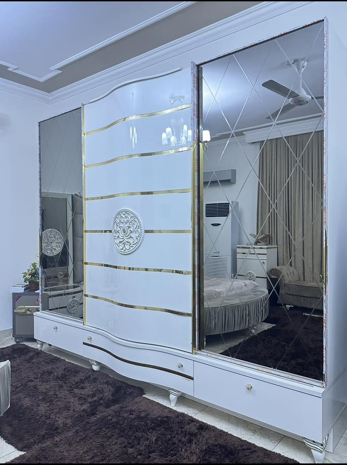 السلام عليكم
غرفة نوعية تركية درجة أولى مستعملة قليل
و النظافة واضحة بالصور و بالحقيقة بعد احلى و انظف
بسعر مناسب 

*********** 

بغداد الكرخ
