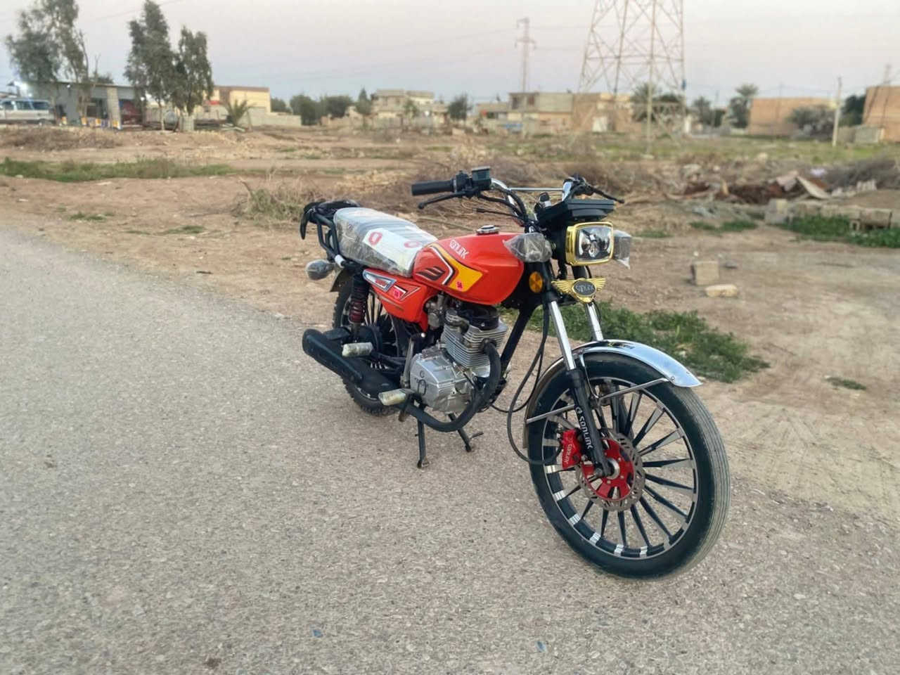 سلام عليكم دراجه للبيع موديل 25 اوراق كاملة كهربائيات كاملة محرك موديل 22 مكان ديالى ناحية السلام على طريق دلى عباس السعر 575 بي مجال ***********
