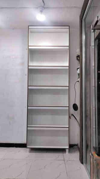 فاترينات نجاره استخدامهن شهرين سعر الوحده 100توصيل ماكو العنوان الناصريه مركز واتساب ***********
قياسات فاترينات 
الطول مترتين 60
العرض 90
بطن 25
العمق 40
