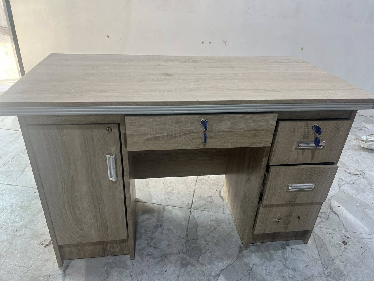 غراض أسواق البيع 

المكان البصره الكرمة 
***********
