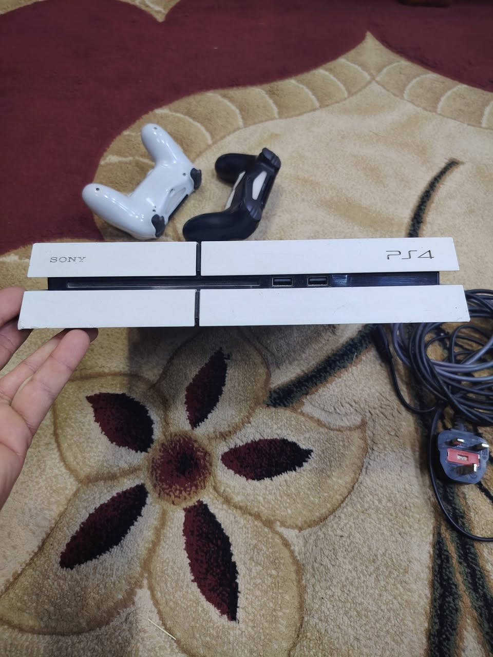 سلام عليكم
شباب بلي 4 للبيع
كامل مكمل جوستك عدد 2 الصلي
مع يو بي اس نضيف
ذاكره 500مهكر
نضام 9
برنامج فتح للعاب بدون فلاش
للستفسار ***********
