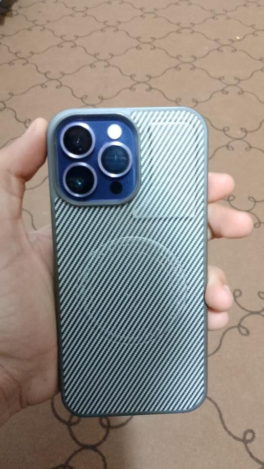 السلام عليكم للبيع ايفون 14 برو ماكس شريحتين ذاكرة 256 مبدل بطارية اصلية نسبة 100% بي زلغ صغير حافه الظهر مامأثر الباقي كفاله سعر 765 وبي مجال قليل عنوان بصرة الهارثة قرب معمل ورق ***********
