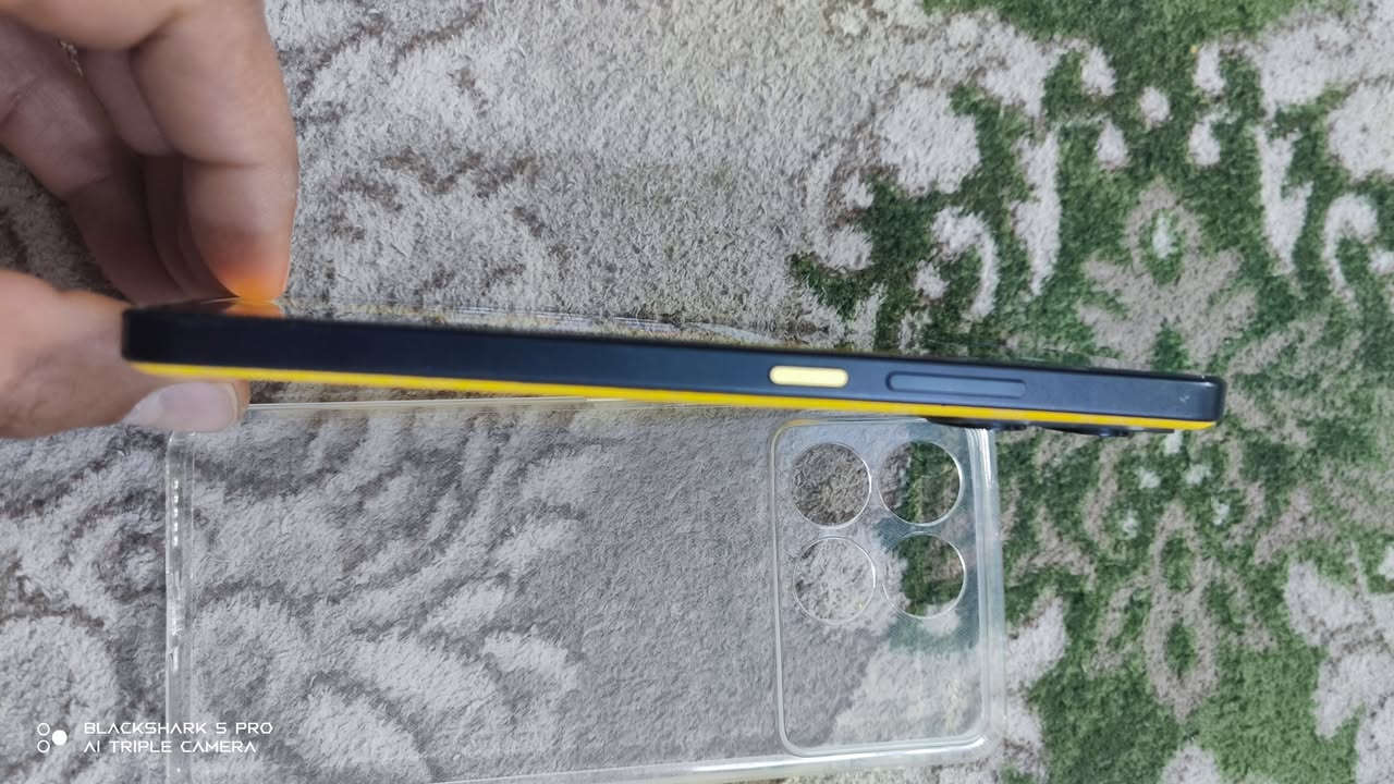 السلام عليكم POCO X6 Pro 5G
للبيع فقط مااراوس 

الذاكره 512+16 
بوبجي 120 فريم 

النضافه عاليه جدآ مع الشاحن 67
مكاني بغداد 
السعر 260 قفل قفل


**إذا كنت صاحب هذا الإعلان وتريد حذفه لأي سبب، رجاءا أرسل رسالة إلى الدعم الفني**