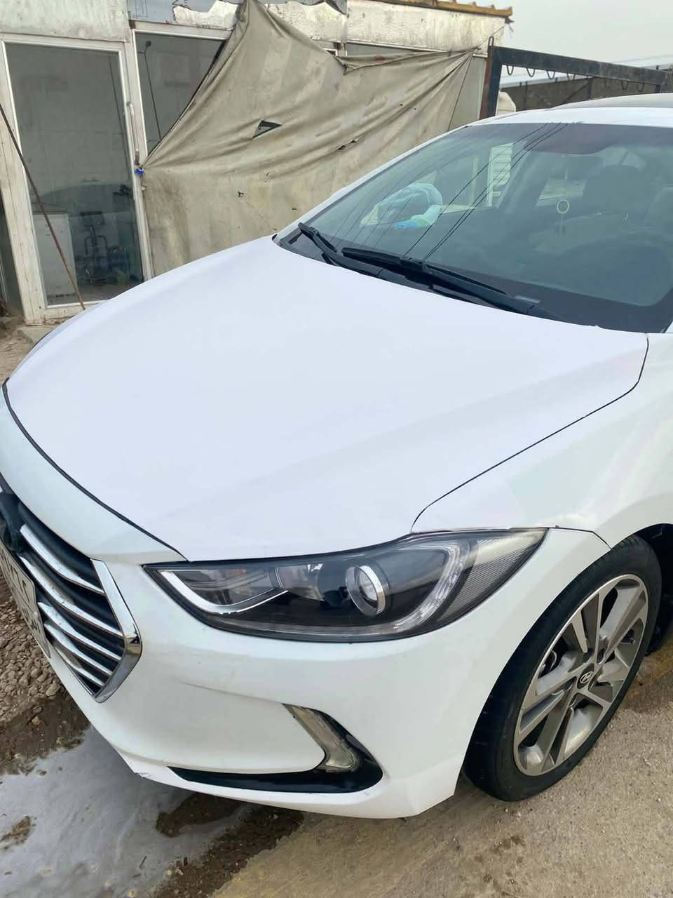 سلام عليكم
الانتره خليجي للبيع 2017 فول موصفات 
فتحه سقف
كامره 
مري شفط
اشاير بل مري
ويل كروم
حساسات بعد بيه هواي موصفات
سياره محرك كير كفاله عامه لاتنقيص ولاتبخير كفاله سياره مانقصه برغي 
غرفته جديده سياره
بيه صبغ جاملغ الخلفي وبي بارد معدل  ودوسه الجوه وبيه تكشير بل باب الامامي بسيط مثل مامئشر بل صوره البقيه كفاله من الصبغ بيه رصعات خفيفه جداً مال حالوب مامبينه 
مكان السياره بابل حله قرب سيطره الاثار 
السعر 128 وبيه مجال بسيط 
أتصل وبيك خير وتدلل *********** 
ملاحضه مكلف بل نشر اني.
