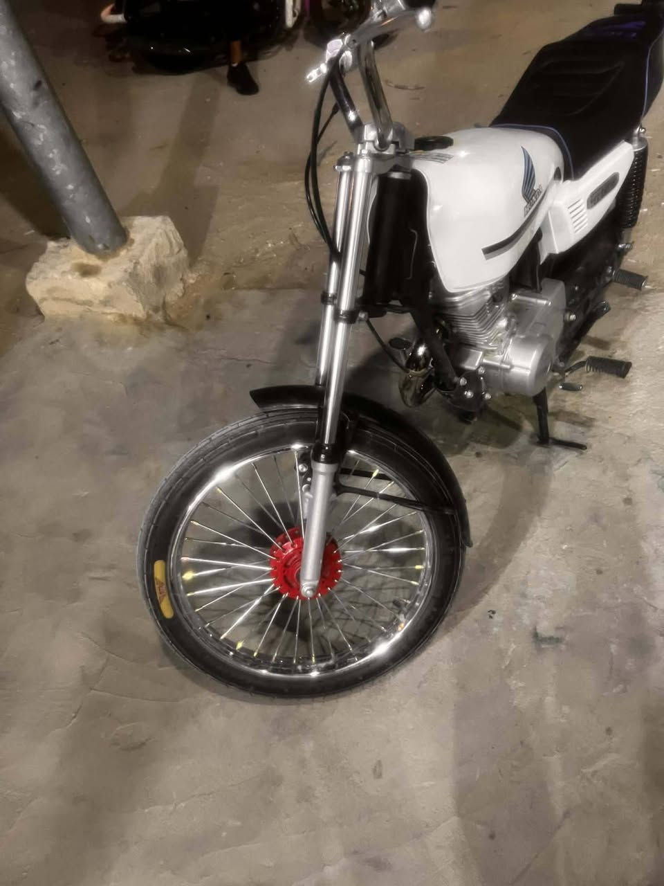 دراجه اربعه كير كلك مكفوله مكان كربلاء 
المكيانه شنابجه السعر 450 مجال قليل 
***********
