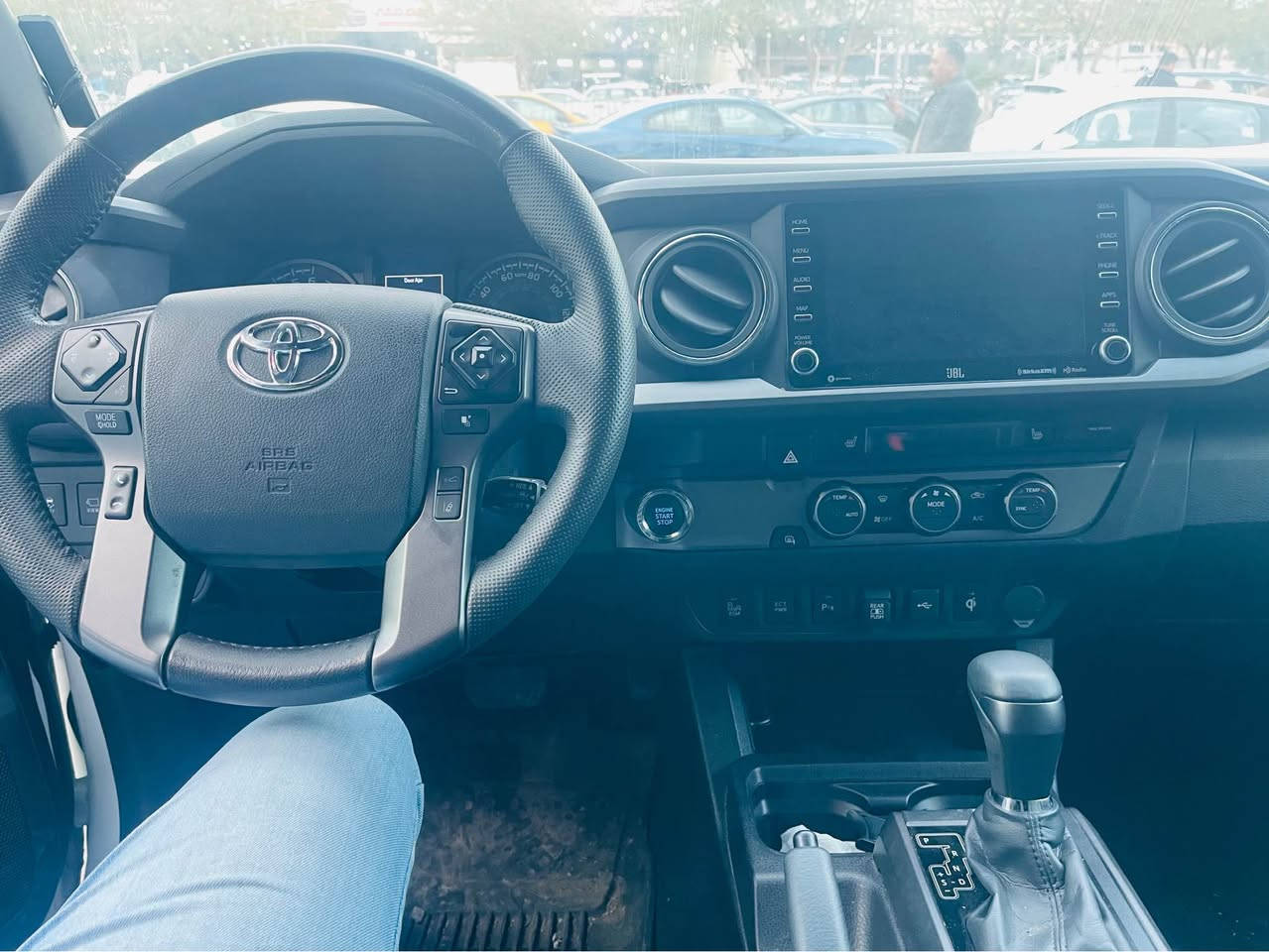 تاكوما TRD
فول فول موصفات ضرر سياره جملغين امامي 
يرباك رجع سيستم
سياره لوك نضافه 100%
موصفات/بصمه/كشن هيتر /كامره 360 /سكف سلايت/ بعد اهواي موصفات 
شراي يتصل/*********** كركوك, العراق
