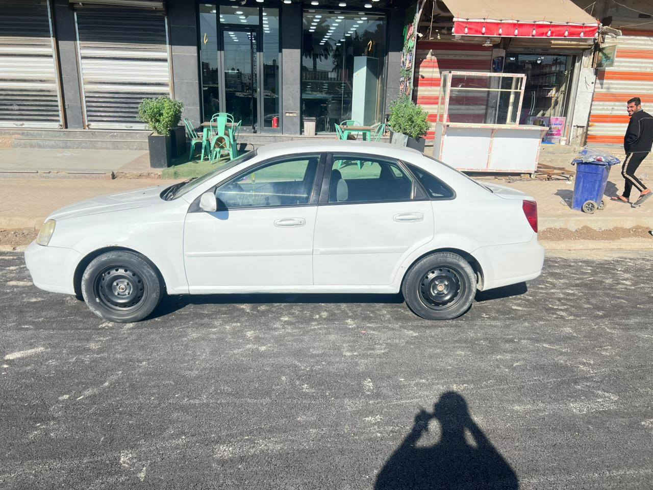 السلام عليكم
اوبترا موديل 2011 للبيع 

رقم بغداد انكليزي بسمي تحويل مباشر 
كير ومحرك جدد
بيها صبغ دوسات اثنينهن وداير جاملغ فقط اثنين
تبريدها شغال نقص غاز أمانة الله
السياره خير من الله بالعافيه ع الياخذهه
 السعر 85 وبيه مجال 

مكان السياره بغداد الشعب 

رقم ***********
