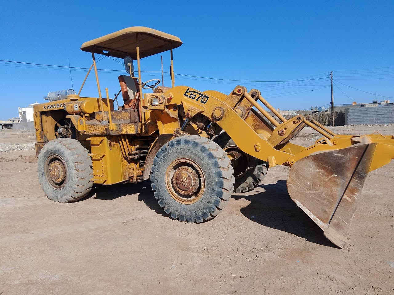 شفل عادي محرك بي موديل 81 رقم ديالى انكليزي مكان الشفل رمادي الاتصال ***********
