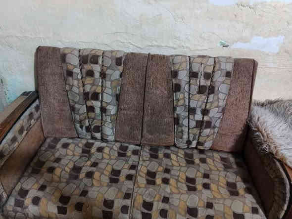 ‎سلام عليكم تخوم مستعمل سعر 50 مكان كوفه ،***********‎ النجف
