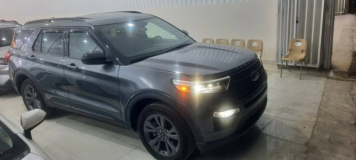 السلام عليكم للبيع
فورد اكسبلورر 2022
 Xlt plus 4*4
فول مواصفات حادث خفيف بدون ايرباك 
***********
عنوان كركوك
رقم اربيل 
ماشيه 48 ميل قابل للزياده
السعر 280
