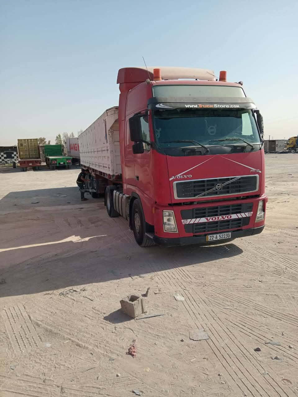 فالفو موديل. 2005 رقم اربيل
سنويه 27
مكينه 420
كير 3-3
قماره بلاديه شاصي بلادي - تخم تاير. محرك بخار خفيف بدون تنفيس
بس الراس للبيع بدون عربانه
السعر 165 وبي مجال غير متواجد علفيس
*********** اللاتصال علرقم
